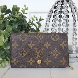 Louis Vuitton Monogram Unisex Monnaie Tresor Wallet